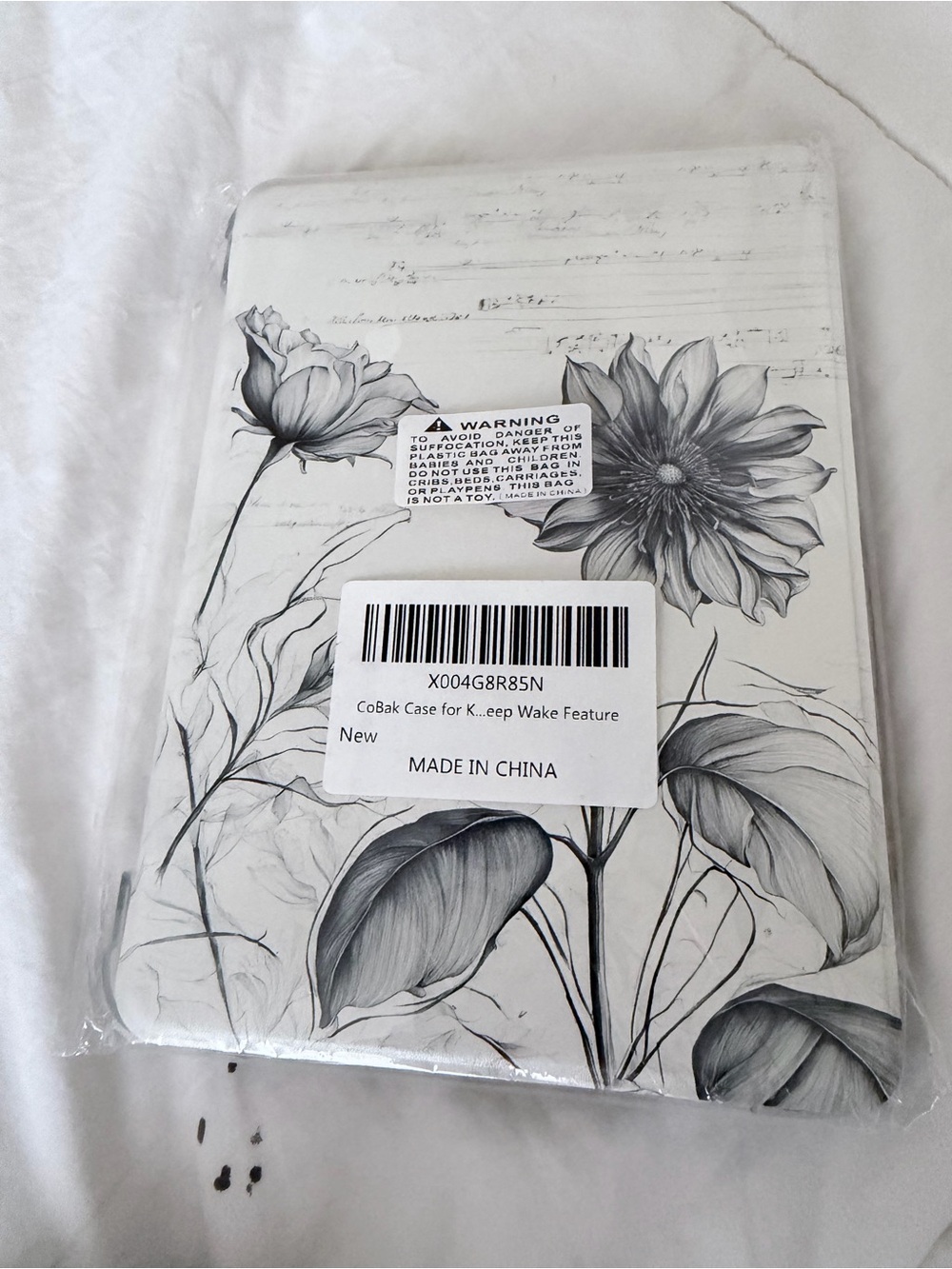 Floral Tablet Case with Wake/Sleep Function - Black & White